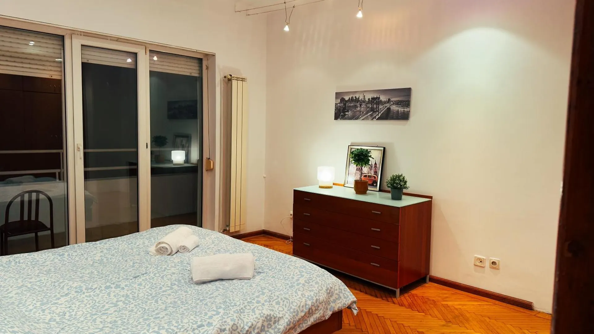 Central Retreat Apartments Magheru Bucharest