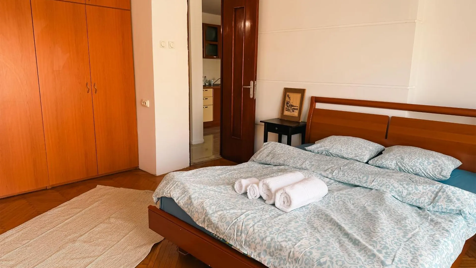 Central Retreat Apartments Magheru Bucharest